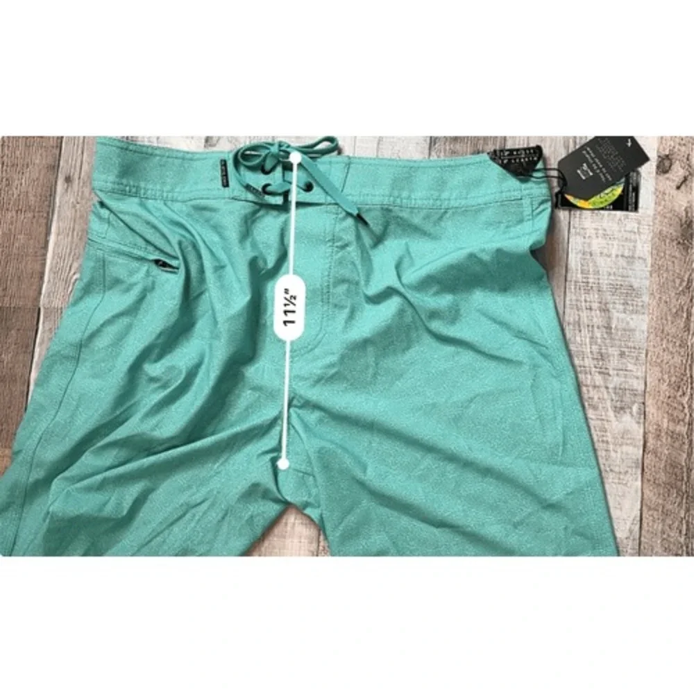 Lost Since 91 or 93 Throttle Bermuda Short Aqua Casual Swim Trunks 32 Retail $45